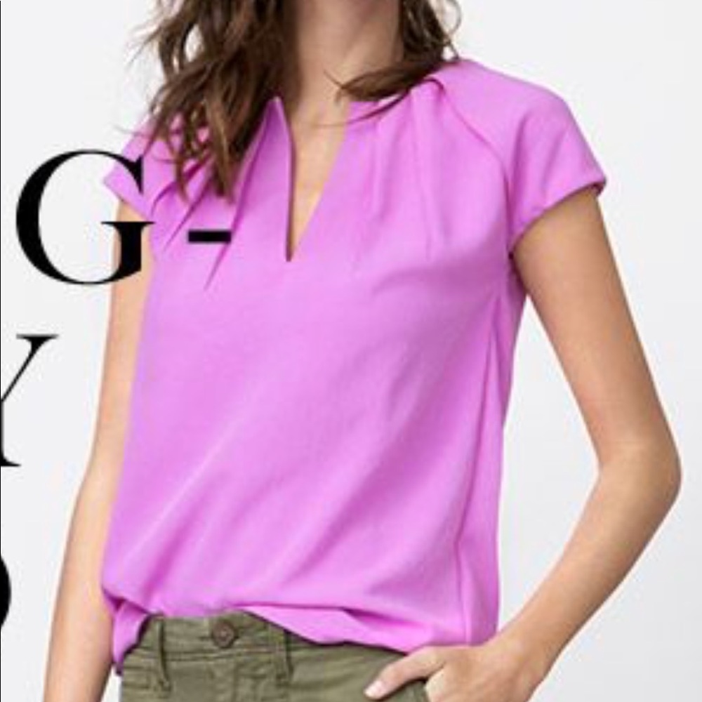 Banana Republic pleated v neck top